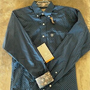 Ariat Men's Wrinkle-Free, Fitted Shirt